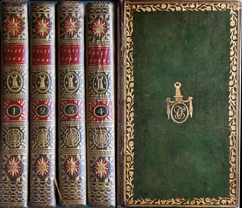 59b 1787 D Tacitus front & 4 vols 189 mm complete.jpg